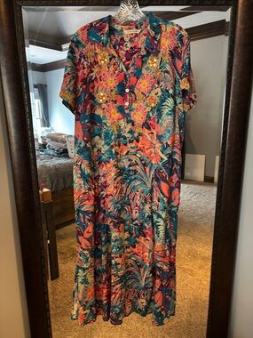 Soft Surroundings Coral Teal & Fuchsia Abstract Floral Top